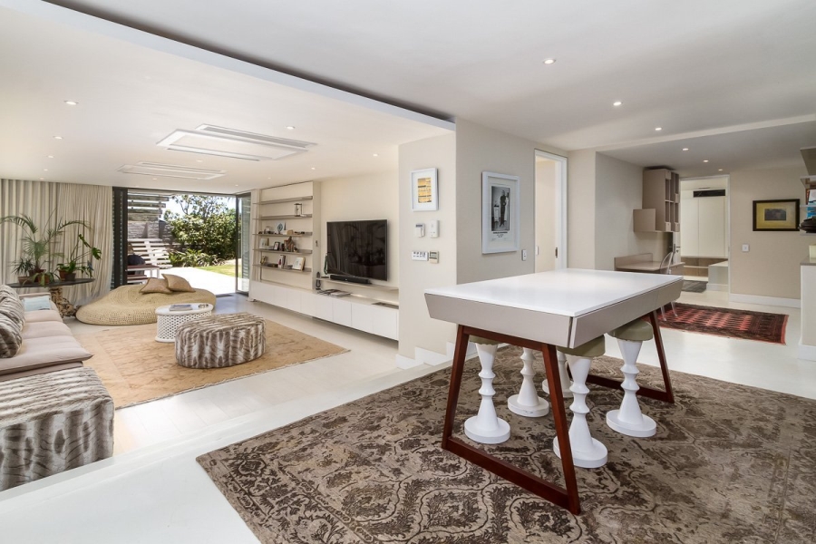 4 Bedroom Property for Sale in Camps Bay Western Cape